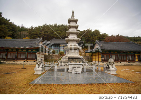 槐山郡 寺院 紅葉 71354433