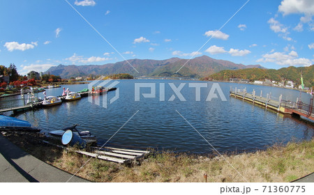 河口湖の風景 河口湖の風景 71360775