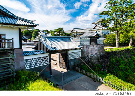 石川県金沢市　金沢城（河北門一の門） 71362468