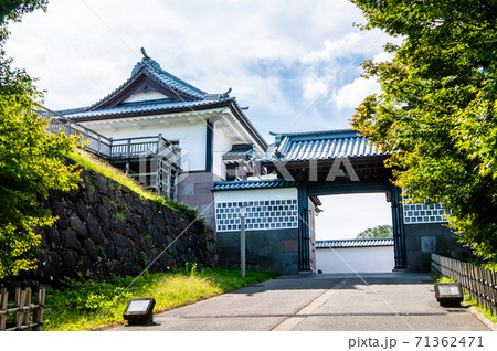 石川県金沢市　金沢城（河北門一の門） 71362471