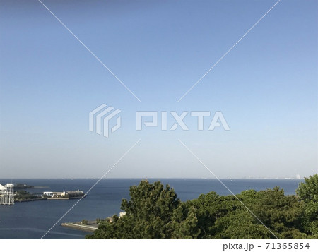 海と地平線を飛び越えて 海と地平線を飛び越えて 71365854