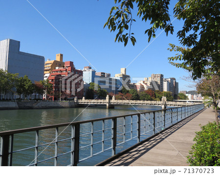 京橋川沿いの散策路 京橋川沿いの散策路 71370723