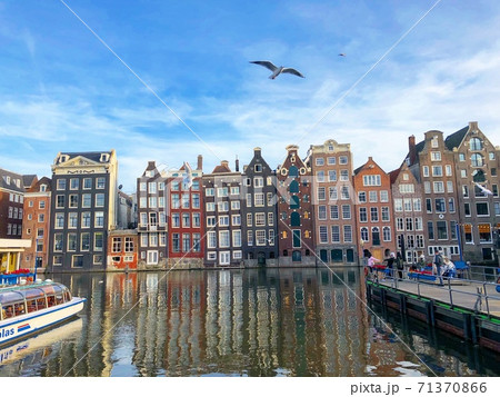 オランダの建築・アムステルダム 71370866