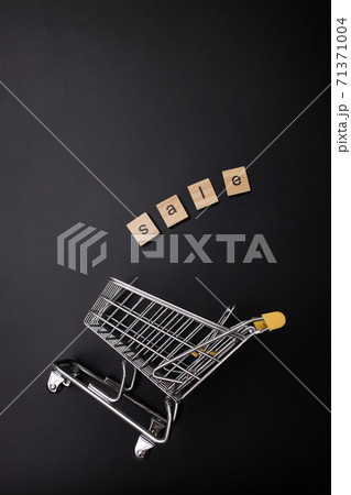 Mini shopping cart and word sale made from wooden letters Mini shopping cart and word sale made from wooden letters 71371004