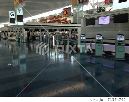羽田空港国際線出発ロビー 羽田空港国際線出発ロビー 71374742