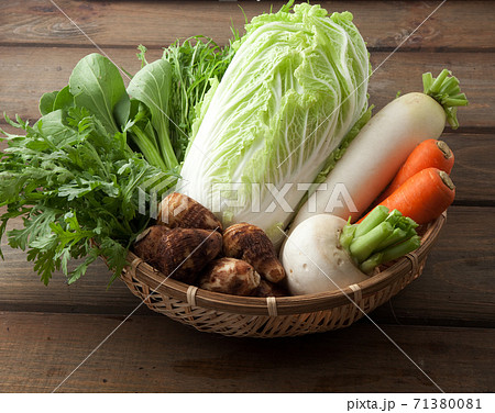 秋野菜集合　　家庭菜園 71380081