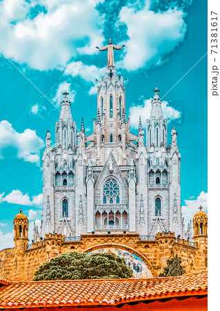Temple on top of Mount Tibidabo, the Temple of the Sacred Heart. Barcelona.Spain. 71381617