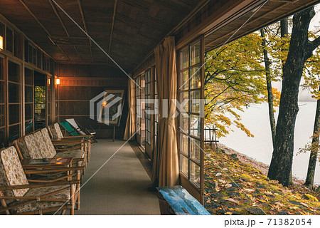 秋のイタリア大使館別荘記念公園（栃木県日光市） 71382054