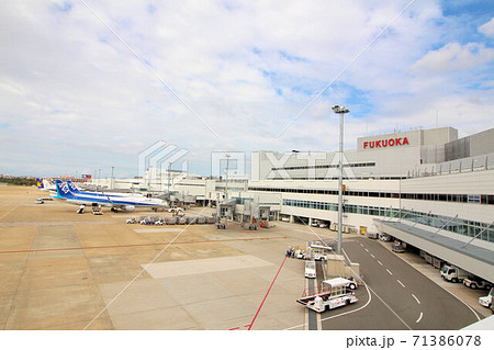 福岡空港 71386078