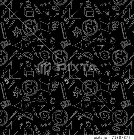 Seamless pattern. Back to school formulas. Doodle freehand chalk drawing on chalkboard 71387872