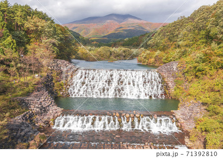 横川渓谷の紅葉 横川渓谷の紅葉 71392810