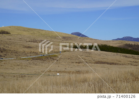 車山高原 ヴィーナスラインの眺め 車山高原 ヴィーナスラインの眺め 71400126