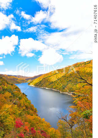 錦秋の奥只見湖 錦秋の奥只見湖 71407616