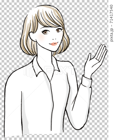 白いシャツを着て案内をする女性の上半身 71417540