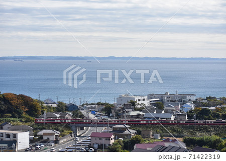 【京急線】三浦半島を走る京急2100形 【京急線】三浦半島を走る京急2100形 71422319