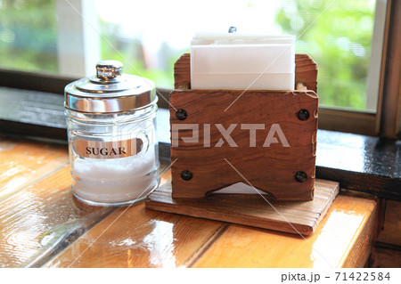 喫茶店内のテーブル 東京 奥多摩 喫茶店内のテーブル 東京 奥多摩 71422584