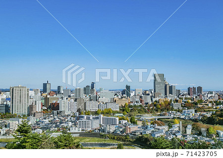 仙台市全景　伊達政宗騎馬像　青葉城址 71423705