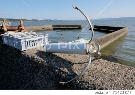 錨と漁具と宍道湖 錨と漁具と宍道湖 71423877