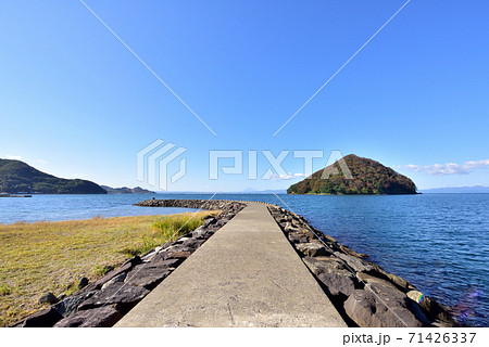 浅虫温泉海岸風景　浅虫温泉のシンボル湯ノ島　青森市 71426337
