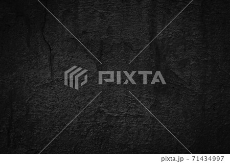 Abstract black background of cracked concrete wall 71434997