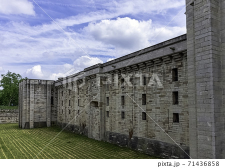 French royal fortress in the town of Vincennes 71436858
