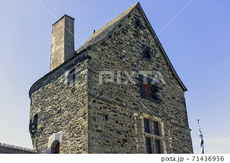 Medieval castle in the town of Vitre, France 71436956