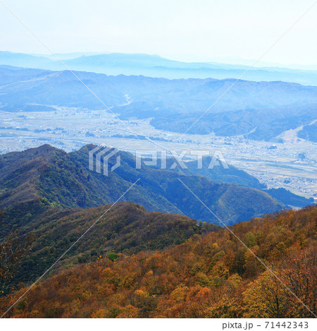 八海山 ロープウエイ 紅葉 八海山 ロープウエイ 紅葉 71442343