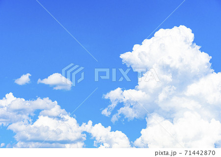 入道雲　イメージ　 71442870