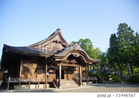 高野山 金剛峯寺 総本山 大師教会 大講堂 ( 和歌山県 伊都郡 高野町 ) 高野山 金剛峯寺 総本山 大師教会 大講堂 ( 和歌山県 伊都郡 高野町 ) 71446567