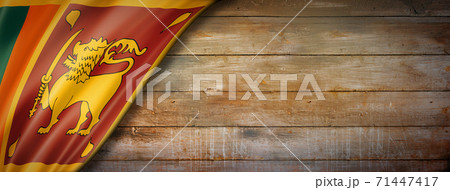 Sri Lanka flag on vintage wood wall banner 71447417