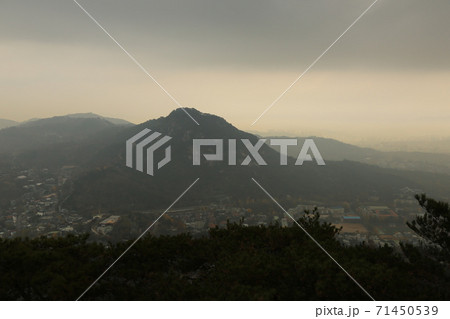 風景 秋 山 71450539