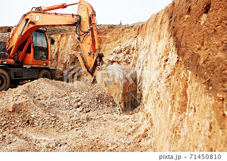 トラック 土 土壌 71450810