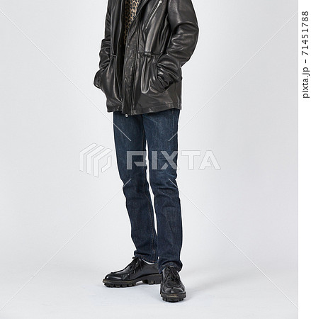 歩行 男性 靴 71451788