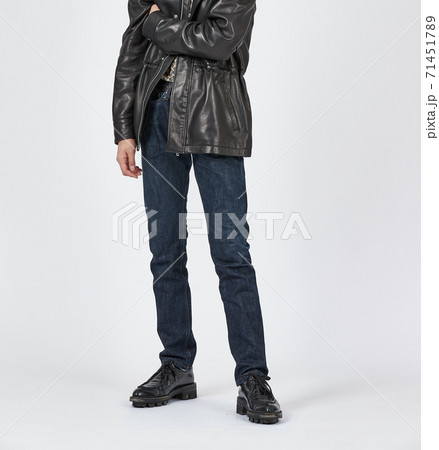 歩行 男性 靴 71451789