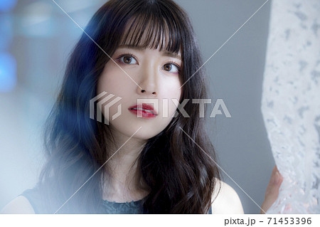 女性　ビューティー　ヘアケア　 71453396