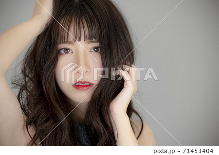 女性 ビューティー ヘアケア 女性 ビューティー ヘアケア 71453404