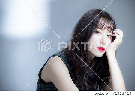 女性 ビューティー ヘアケア 女性 ビューティー ヘアケア 71453414