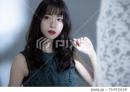 女性　ビューティー　ヘアケア　 71453419