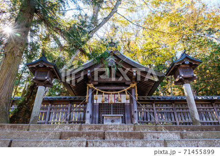 諏訪大社上社・前宮（拝所） 71455899