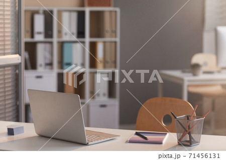 Laptop at the desk 71456131