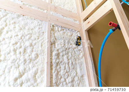 住宅の断熱材 71459730
