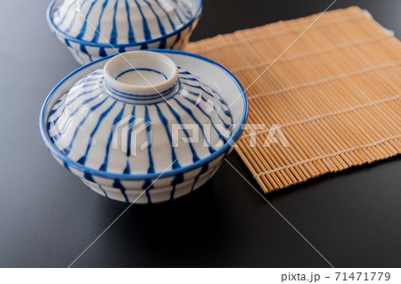 和食器 蓋付きどんぶりイメージ 71471779