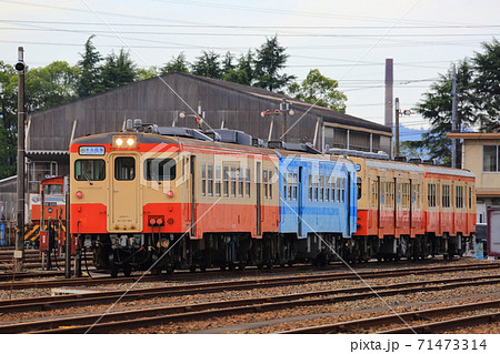 水島臨海鉄道の車両基地と国鉄車 71473314
