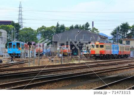 水島臨海鉄道の車両基地と国鉄車 71473315