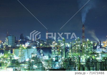 水島工業地帯の工場夜景 水島工業地帯の工場夜景 71473466
