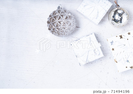 Christmas flat lay scene with golden decorations Christmas flat lay scene with golden decorations 71494196