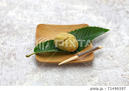栗の茶巾絞り 71496397