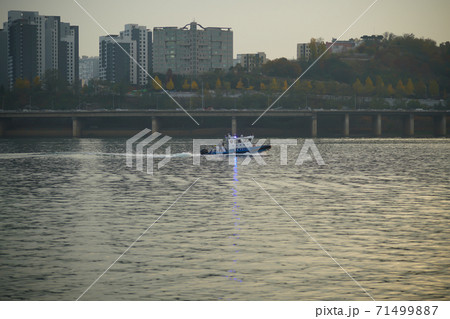 ソウル 漢江 動作大橋 71499887