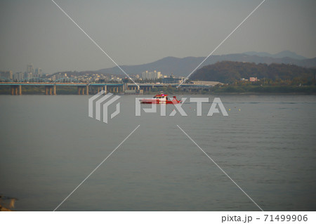 ソウル 漢江 動作大橋 71499906