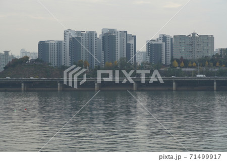 ソウル 漢江 動作大橋 71499917